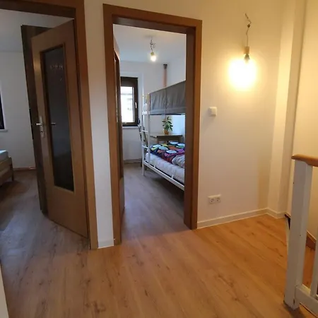 Homecompany Dresden 25170 *